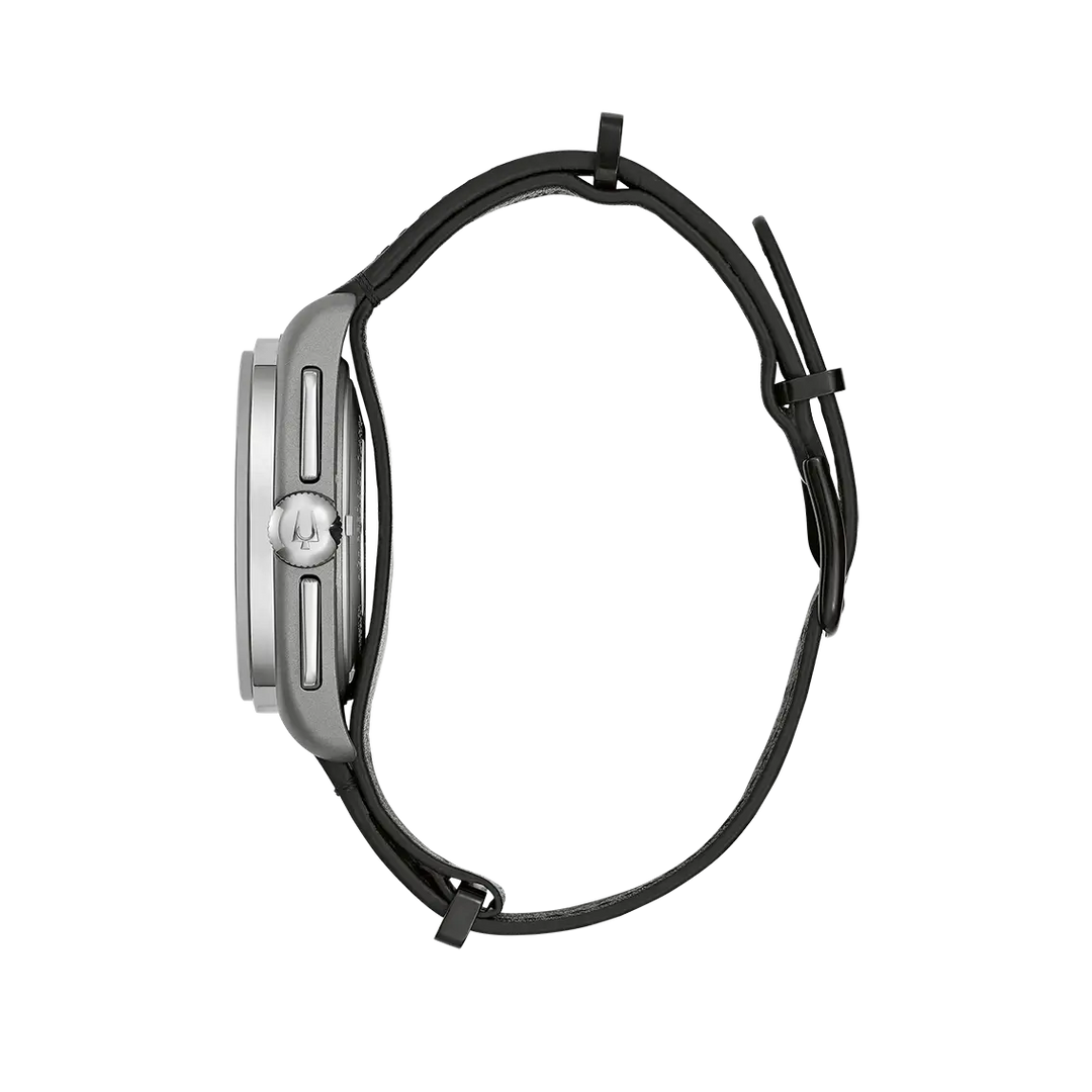 Bulova Lunar Pilot 96A312 - Limitierte Mondlandungs-Uhr mit Meteoriten-Zifferblatt