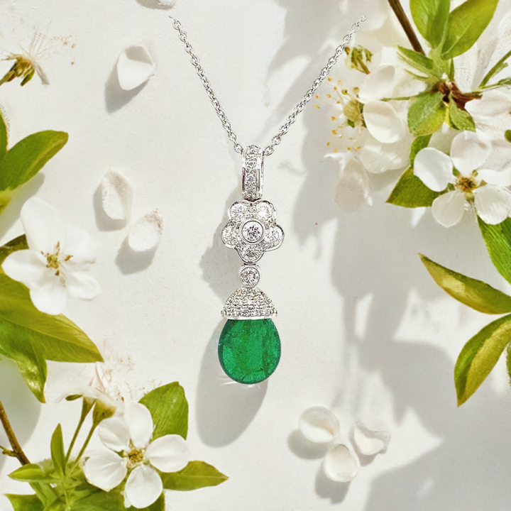 Smaragd-Anhänger 585 Weißgold Brillant 0,39ct | Set mit Kette 43 cm